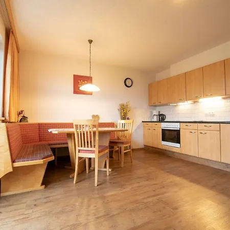 Apartment Landhaus Sonnblick